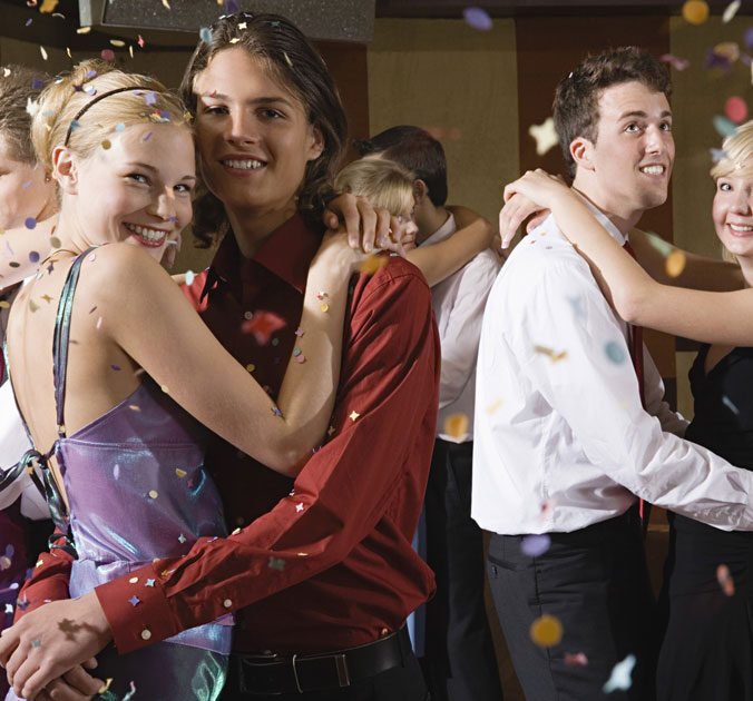 Prom Limo Service for a Stylish and Memorable Night