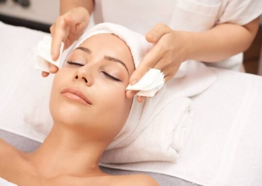 Experience Relaxation and Radiance With Expert Facial Spa Care