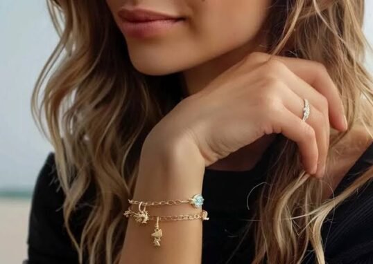 custom bracelet manufacturer